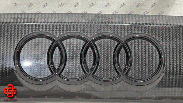 AUDI RS Q8 REAR TRUNK TRIM AUDI LOGO CARBON
