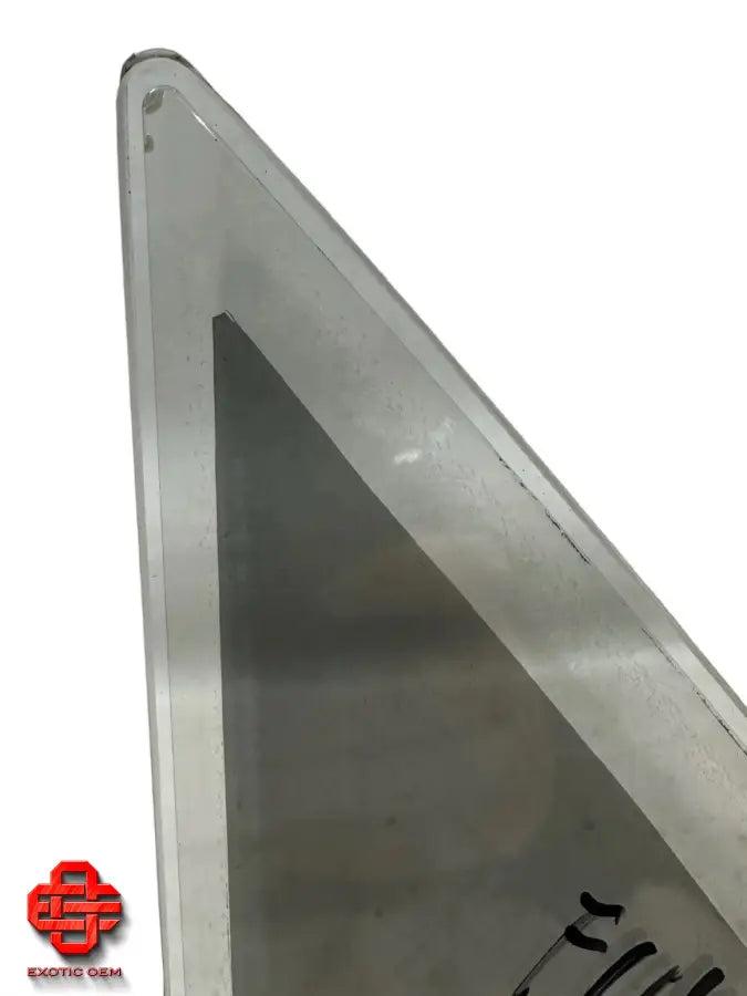 BENTLEY FLYING SPUR SIDE WINDOW GLASS QUARTER GLASS SIDE WINDOW RH
