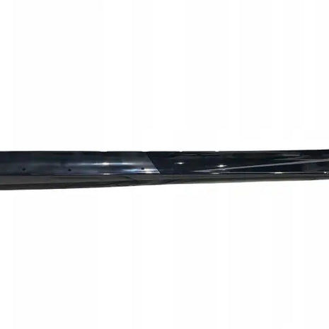 BUGATTI CHIRON CARBON DOOR SILL STRIP SIDE SKIRT