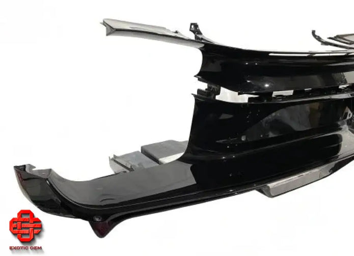 BUGATTI CHIRON CARBON REAR BUMPER