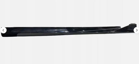 BUGATTI CHIRON CARBON SIDE SKIRTS