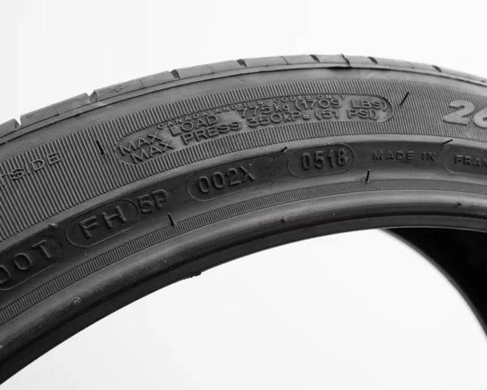 BUGATTI VEYRON - NEW TIRES DOT 0518