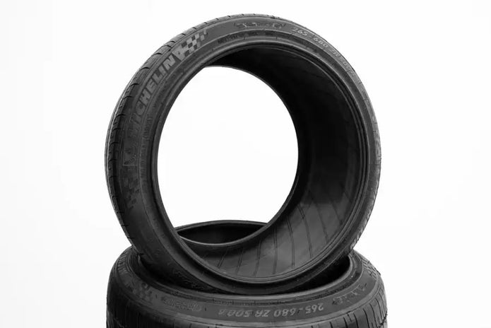 BUGATTI VEYRON - NEW TIRES DOT 0518