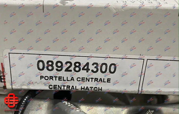 FERRARI 488 PISTA CENTRAL HATCH