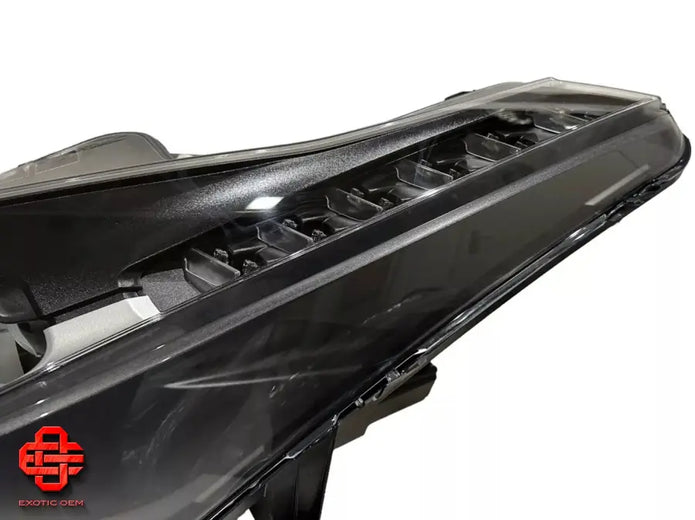 FERRARI 488 PISTA SPIDER LEFT HEADLIGHT BIXENON