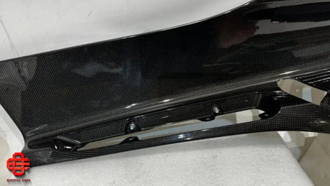 FERRARI 812 SUPERFAST GTS LH CENTRAL MEDALION DOOR CARBON