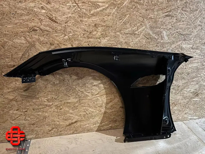FERRARI CALIFORNIA - NEW RIGHT FENDER