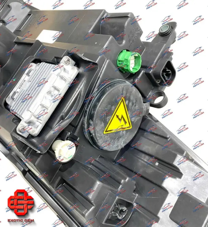 FERRARI F12 BERLINETTA RIGHT HEADLIGHT AFS