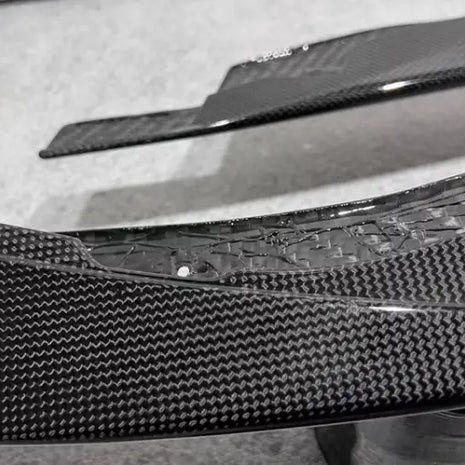 FERRARI F8 - FRONT CARBON FINS - SPOILER L AND R SPLITTER
