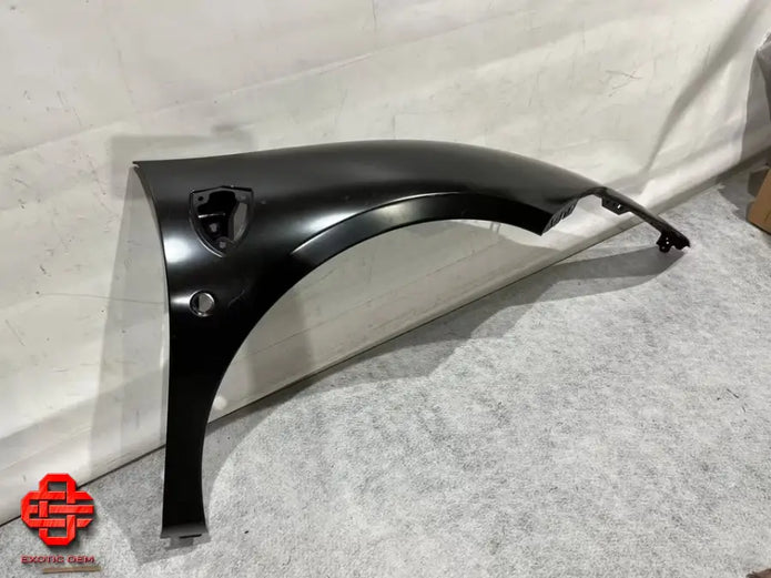 FERRARI F8 - NEW RIGHT FENDER