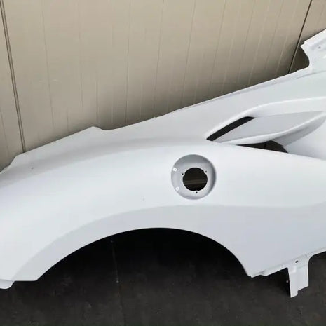 FERRARI F8 REAR RIGHT SIDE WALL