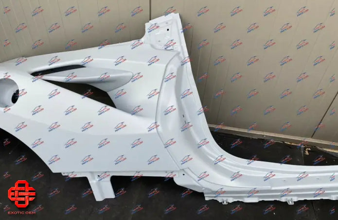 FERRARI F8 SPIDER SIDE WALL RIGHT SIDE