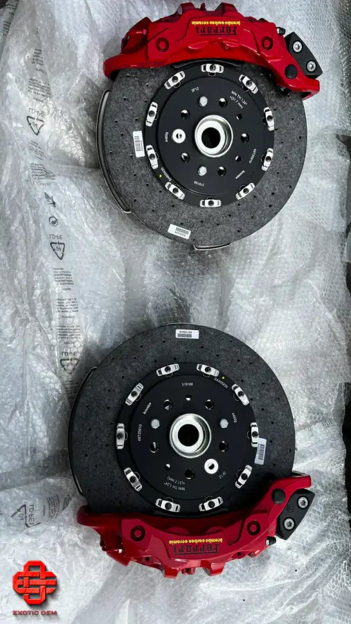 FERRARI F8 TRIBUTO 488 BRAKE SET COMPLETE CERAMIC OEM