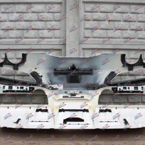 FERRARI F8 TRIBUTO REAR BUMPER WITH CARBON REAR DIFFUSER