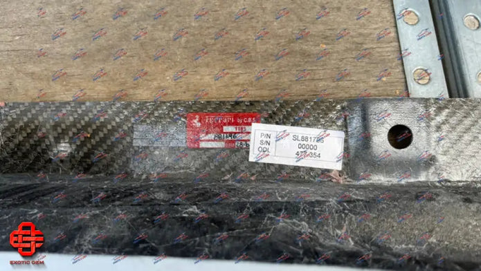 FERRARI F8 TRIBUTO SIDE SKIRT CARBON FIBER