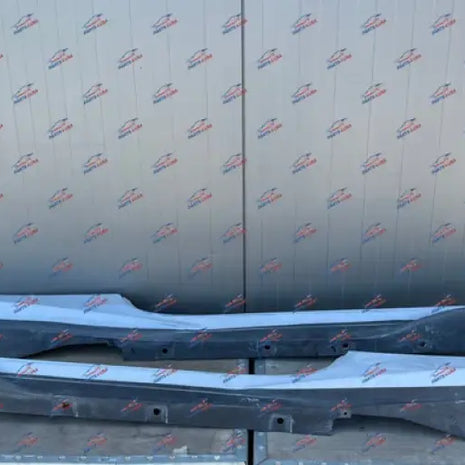 FERRARI F8 TRIBUTO SIDE SKIRT CARBON FIBER