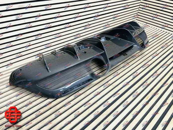 FERRARI F8 TRIBUTO / SPIDER REAR DIFFUSER CARBON OEM