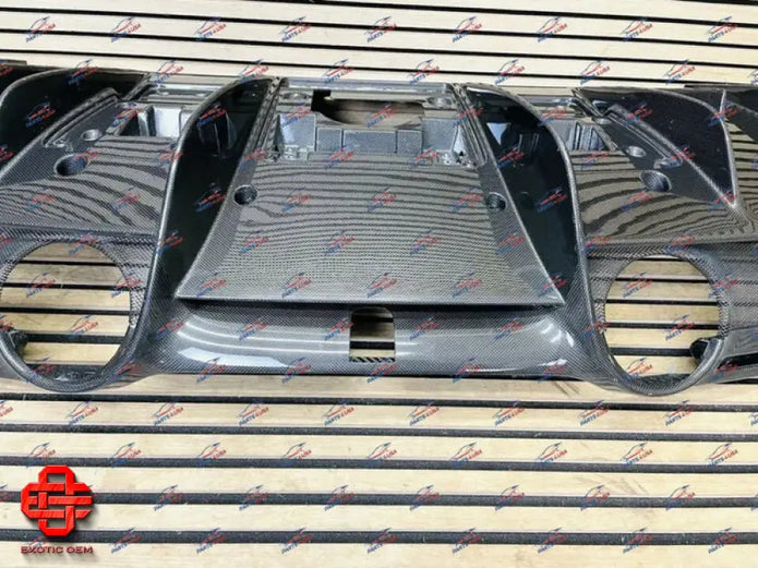 FERRARI F8 TRIBUTO / SPIDER REAR DIFFUSER CARBON OEM
