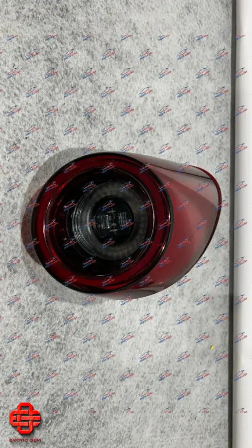 FERRARI PORTOFINO TAIL LIGHT RH
