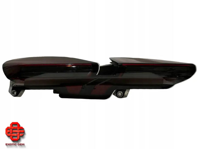 FERRARI ROMA LEFT REAR LIGHT