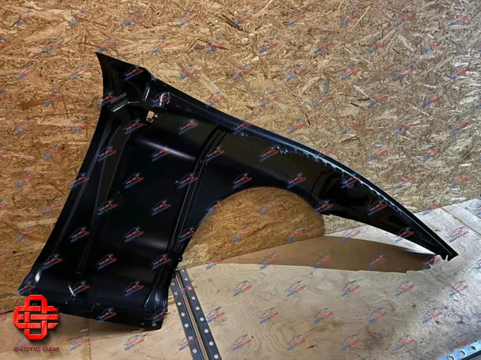 FERRARI ROMA LH FENDER SHIELD VERSION