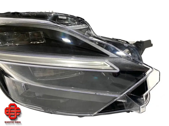 FERRARI ROMA RIGHT HEADLIGHT
