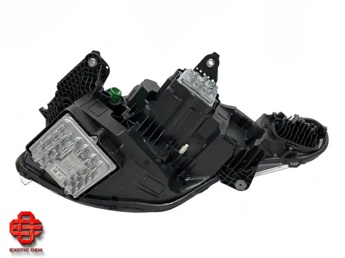 FERRARI ROMA RIGHT HEADLIGHT