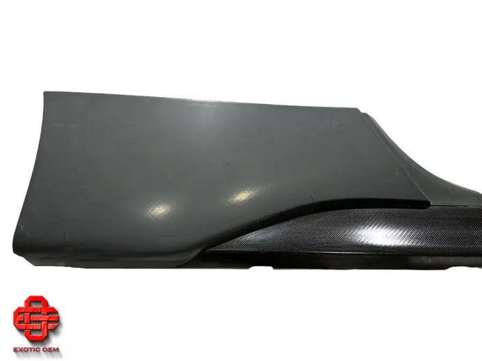 FERRARI SF90 CARBON SIDE SKIRT UNDERDOOR TRIM RH