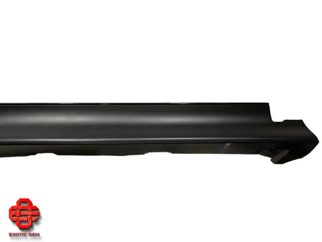 FERRARI SF90 SIDE SKIRT UNDERDOOR TRIM RH