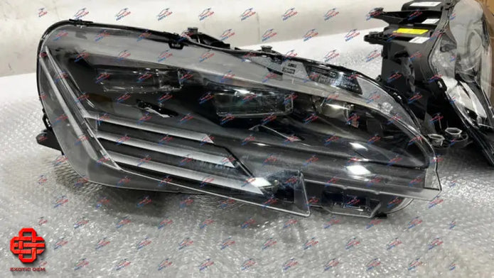 FERRARI SF90 STRADALE HEADLIGHT COMPLETE LEFT AND RIGHT