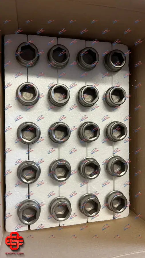 FERRARI TITANIUM WHEEL STUD