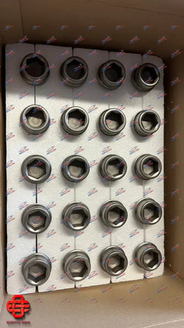 FERRARI TITANIUM WHEEL STUD