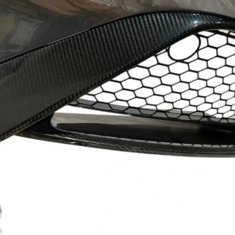 FORD GT CARBON FRONT BUMPER