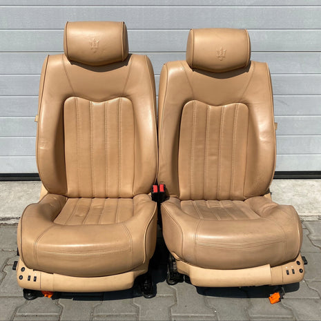 MASERATI QUATTROPORTE FRONT SEATS