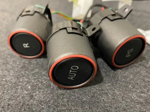 LA FERRARI GEARBOX CONTROL BUTTONS