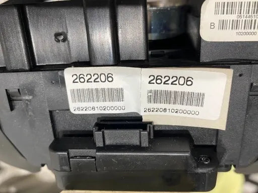 MASERATI SHIFT PADDLES UNHOOK