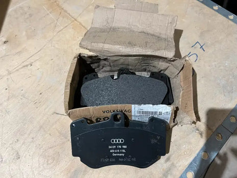 LAMBORGHINI AUDI VW BRAKE PADS / BRAKE PADS SET