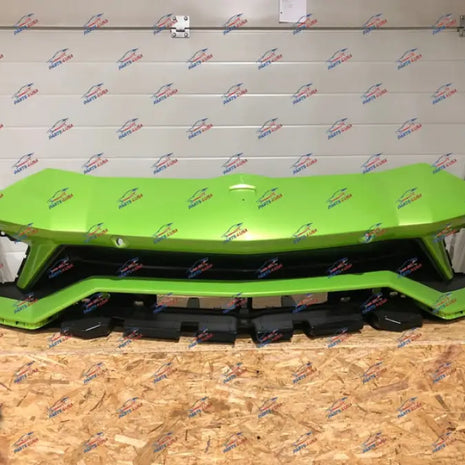 LAMBORGHINI AVENTADOR S LP740 FRONT BUMPER WITH REINFORCEMENT