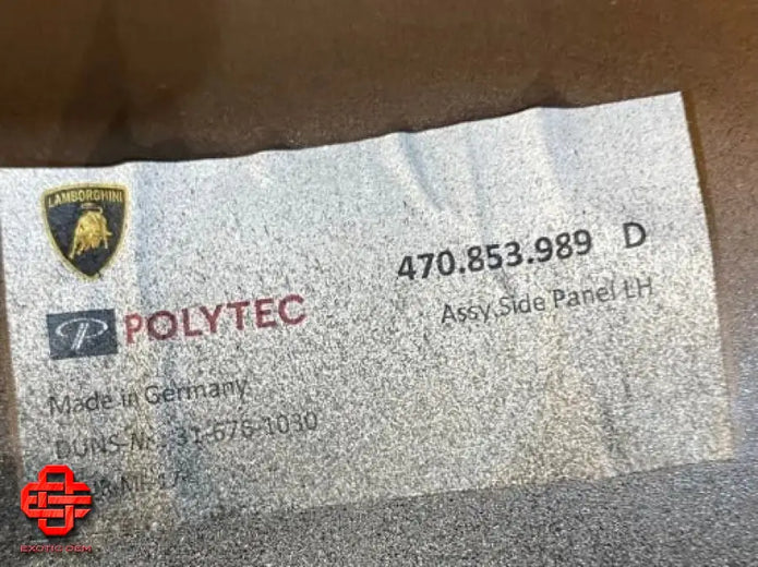 LAMBORGHINI AVENTADOR SIDE PANEL