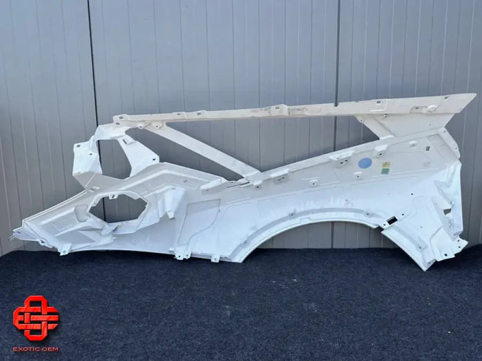 LAMBORGHINI AVENTADOR SVJ QUARTER PANEL RH