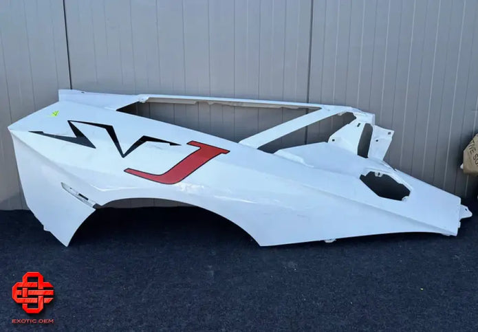 LAMBORGHINI AVENTADOR SVJ QUARTER PANEL RH