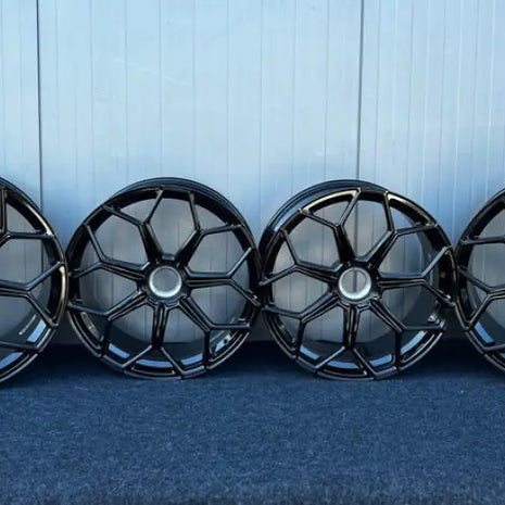 LAMBORGHINI AVENTADOR SVJ WHEEL GLOSSY BLACK OEM