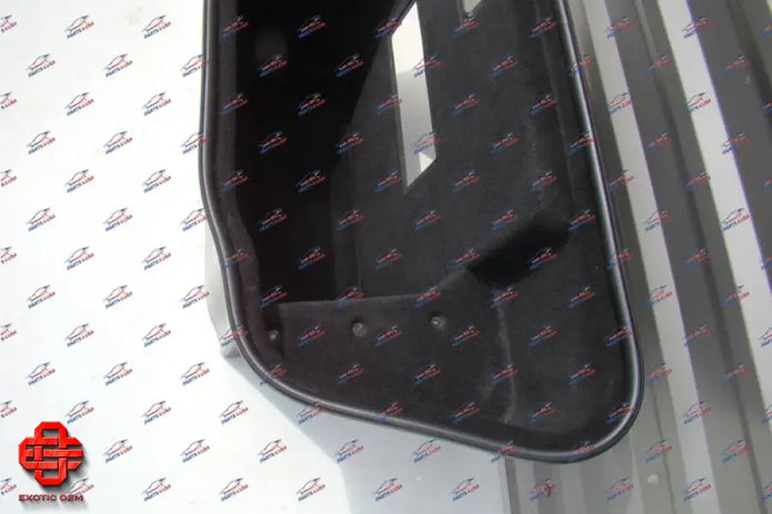 LAMBORGHINI HURACAN LUGGAGE COMPARTMENT