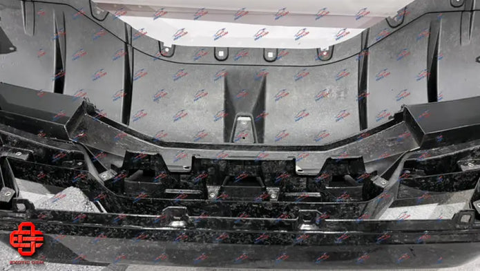 LAMBORGHINI HURACAN PERFORMANTE REAR BUMPER WITH DIFFUSER OEM