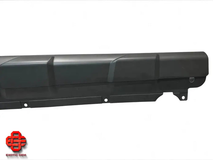 LAMBORGHINI HURACAN STERRATO SIDE SKIRT TRIM RH