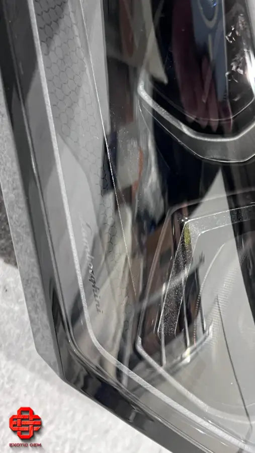 LAMBORGHINI REVUELTO HEADLIGHT L + R