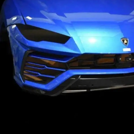 LAMBORGHINI URUS COMPLETE FRONT
