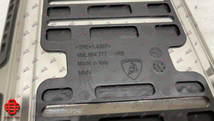 LAMBORGHINI URUS FOOT REST BREAK LHD