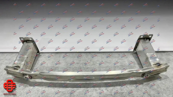 LAMBORGHINI URUS FRONT REINFORCEMENT BAR