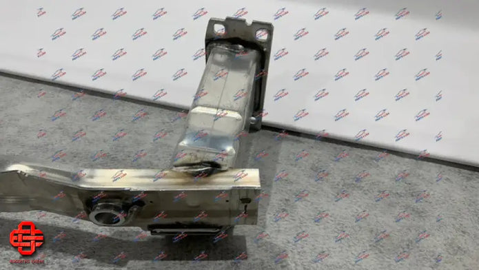 LAMBORGHINI URUS FRONT REINFORCEMENT BAR